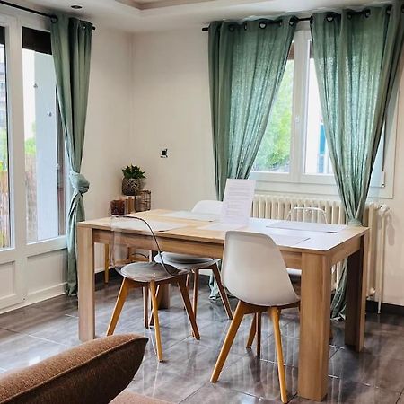 Appartement Proche Centre Ville Avec Parking Gratuit آنسي المظهر الخارجي الصورة